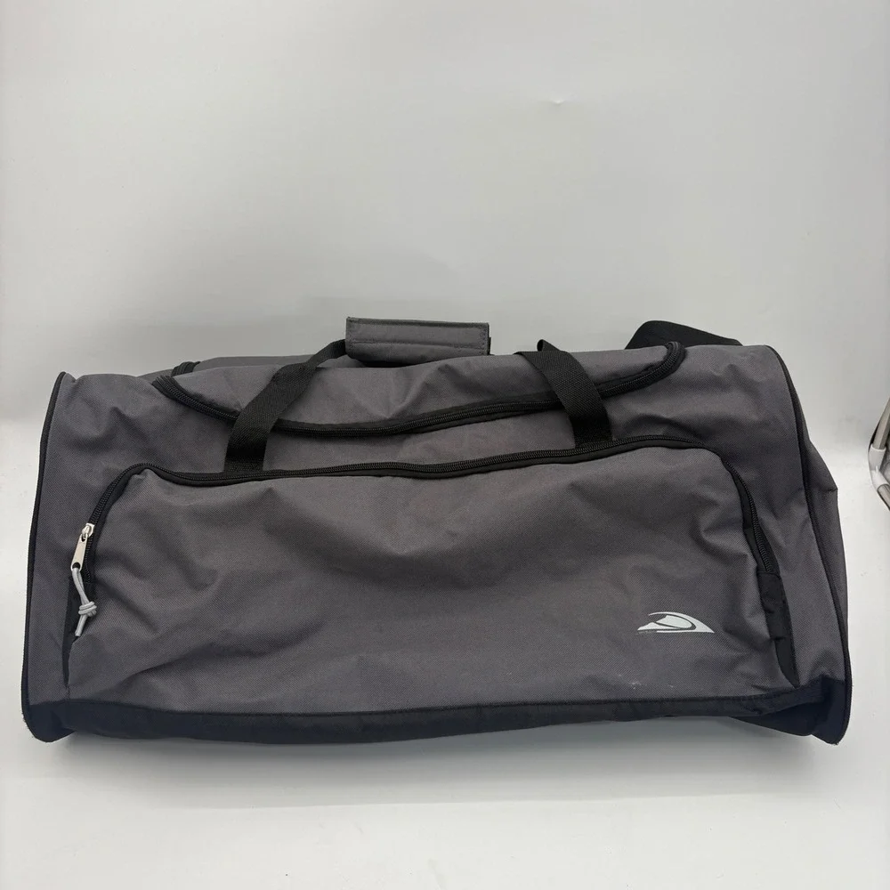 High Sierra Gray Black Duffel Bag Gym Travel Overnight Carry On 23